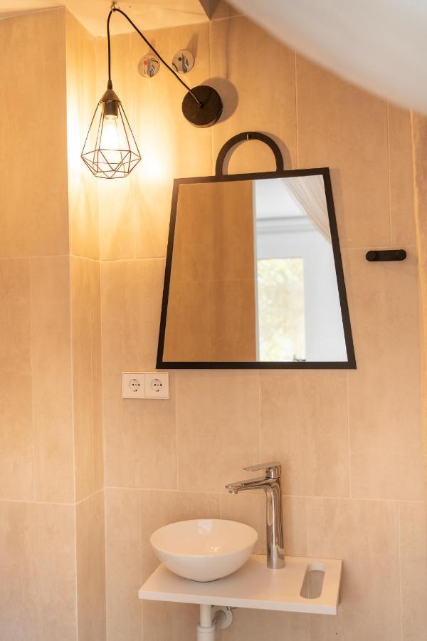 Sitges Beach Hostal Екстер'єр фото