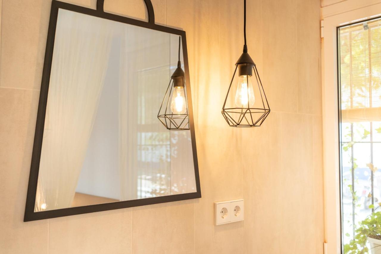 Sitges Beach Hostal Екстер'єр фото